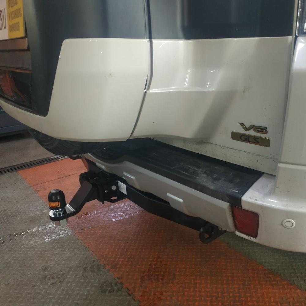 Фаркоп Mitsubishi Pajero IV V80/V90 (SUV) 2007-2020 Bizon FA 0978-E