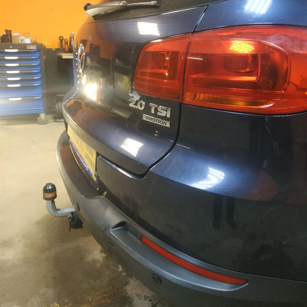 Фаркоп Volkswagen Tiguan NF (SUV) 2006-2016 Motodor 92711-A