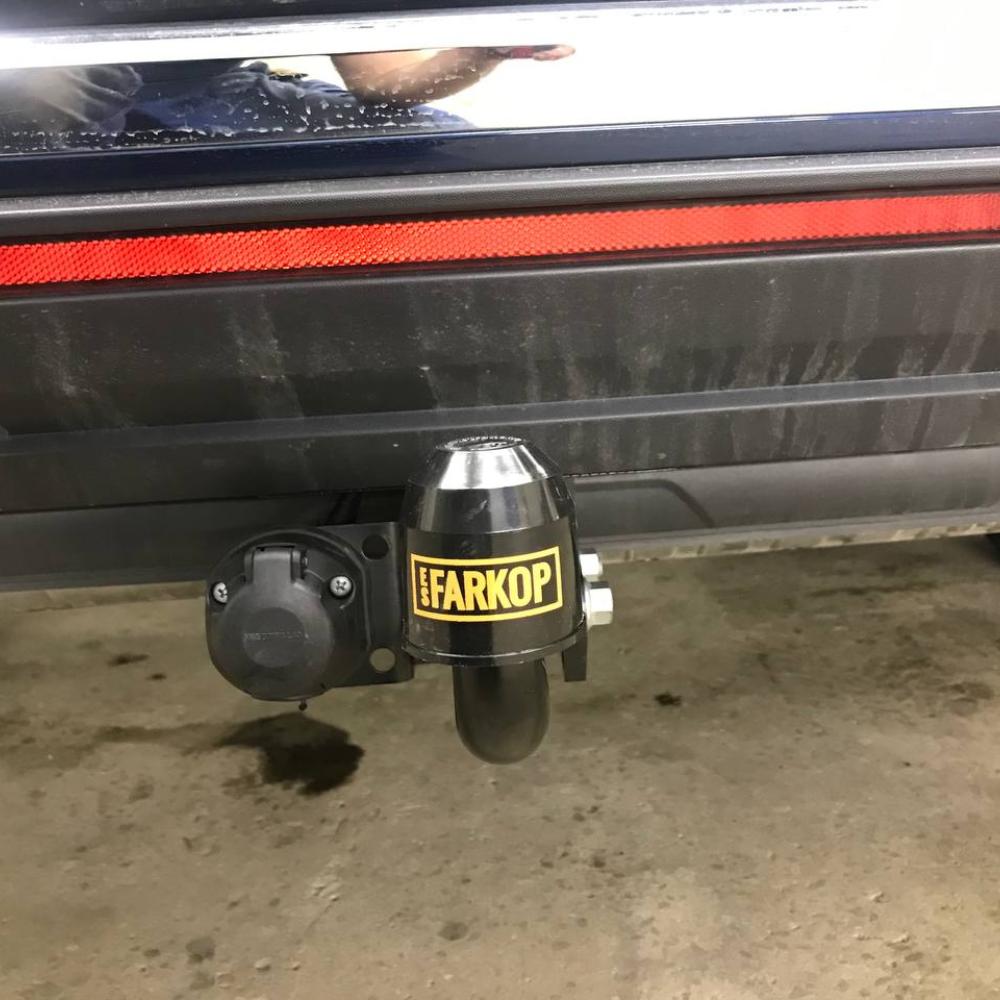 Фаркоп Volkswagen Touareg CR7 (SUV) 2018->>> Brink 660100