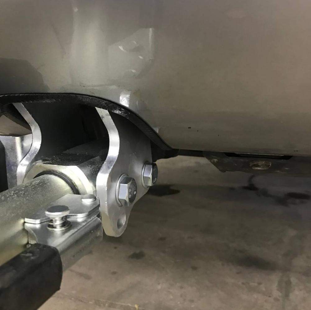 Фаркоп Toyota RAV4 XA40 (SUV) 2013-2018 Galia T061C