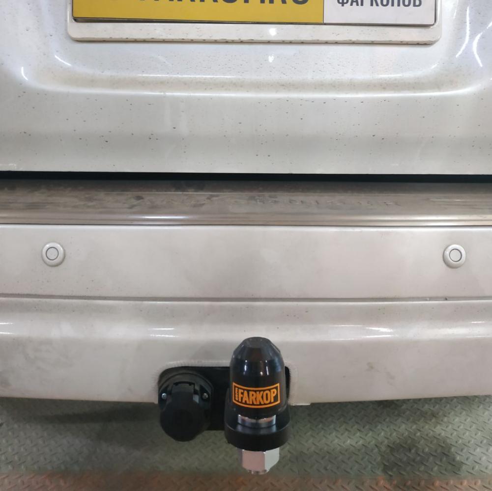 Фаркоп Toyota Land Cruiser 200 (SUV) 2007-2021 PT GROUP 09031501