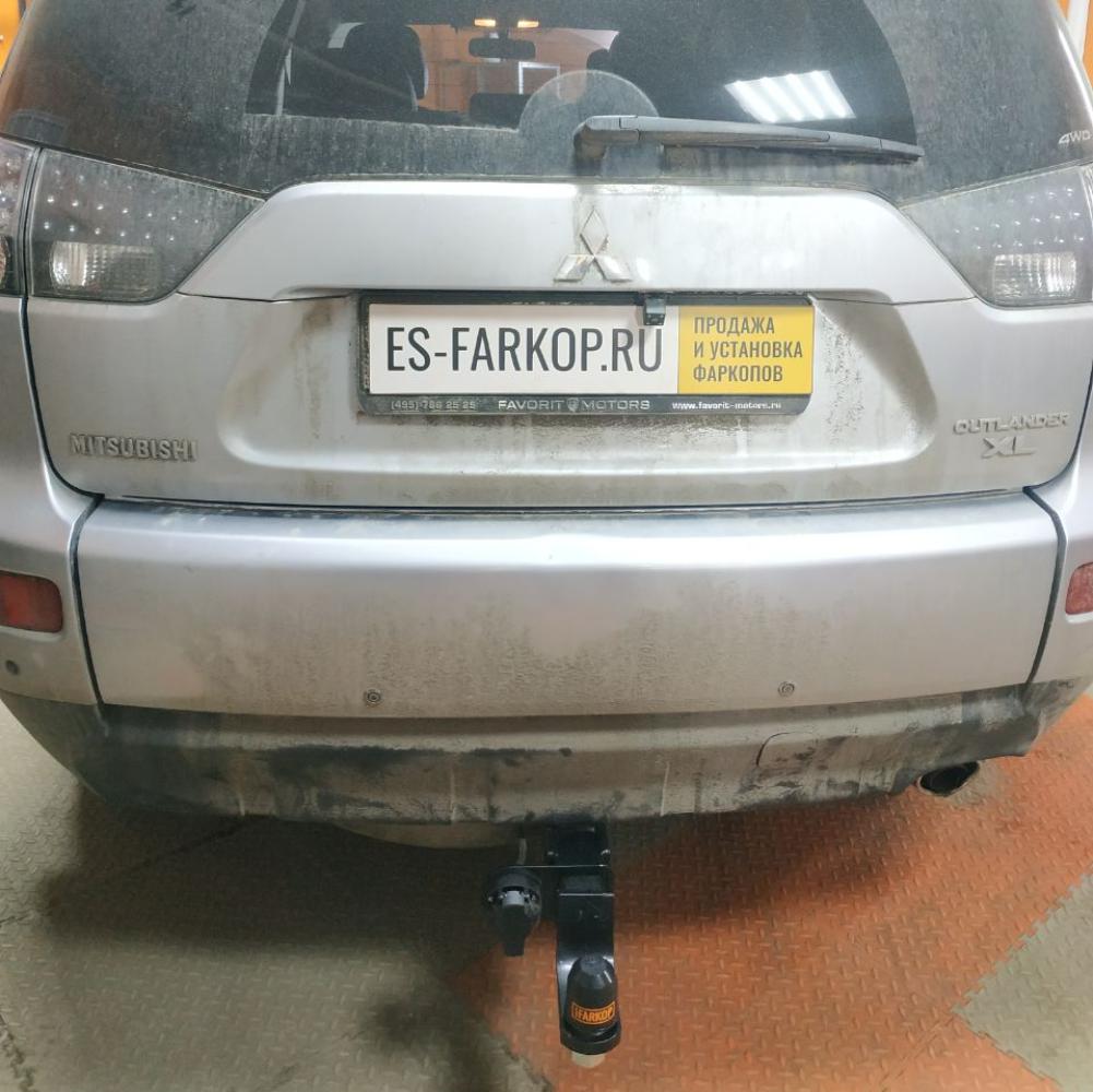 Фаркоп Mitsubishi Outlander CW0W (SUV) 2005-2010 Berg F.4012.001