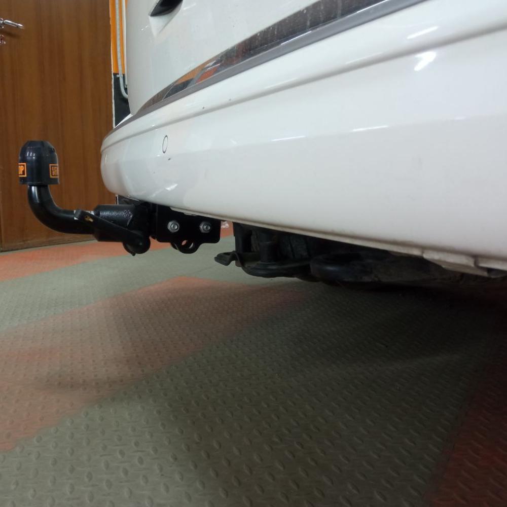 Фаркоп Volkswagen Multivan T6 (Minivan) 2015-2019 Aragon E6706DS