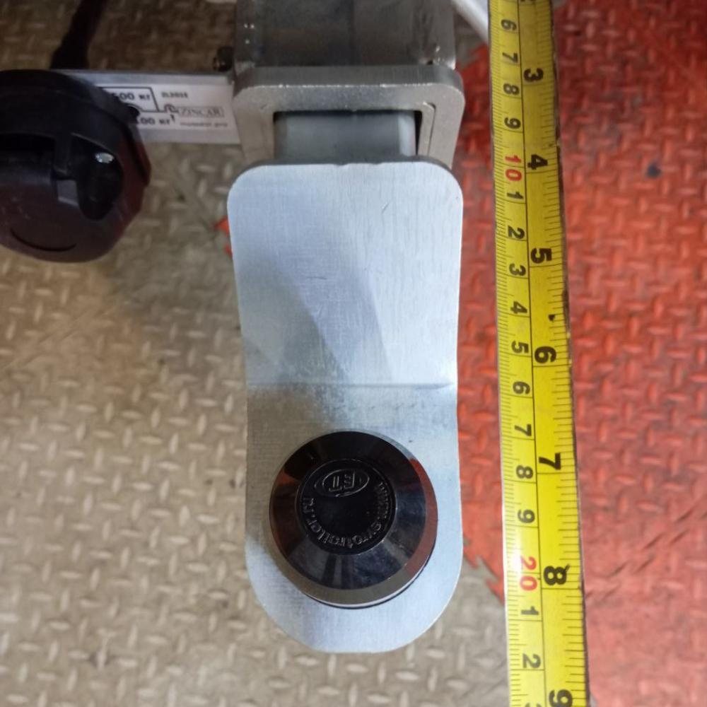 Фаркоп Land Rover Defender 90/110 (SUV) 2019->>> ZinkaR ZL201E