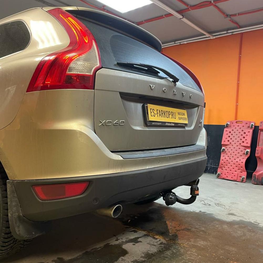 Фаркоп Volvo XC60 DZ (SUV) 2008-2012 Steinhof V-284