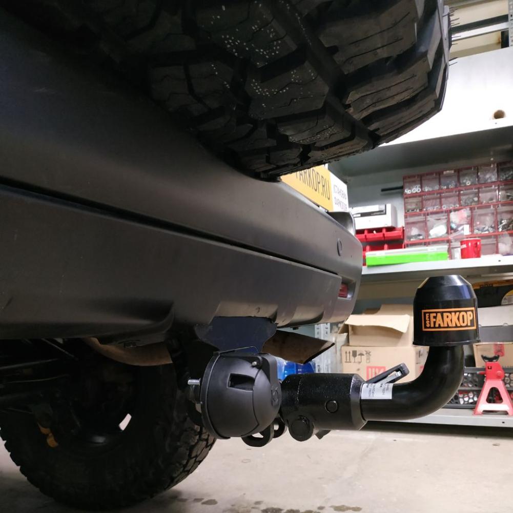 Фаркоп Toyota FJ Cruiser J15 (SUV) 2007-2014 Aragon E6400ES