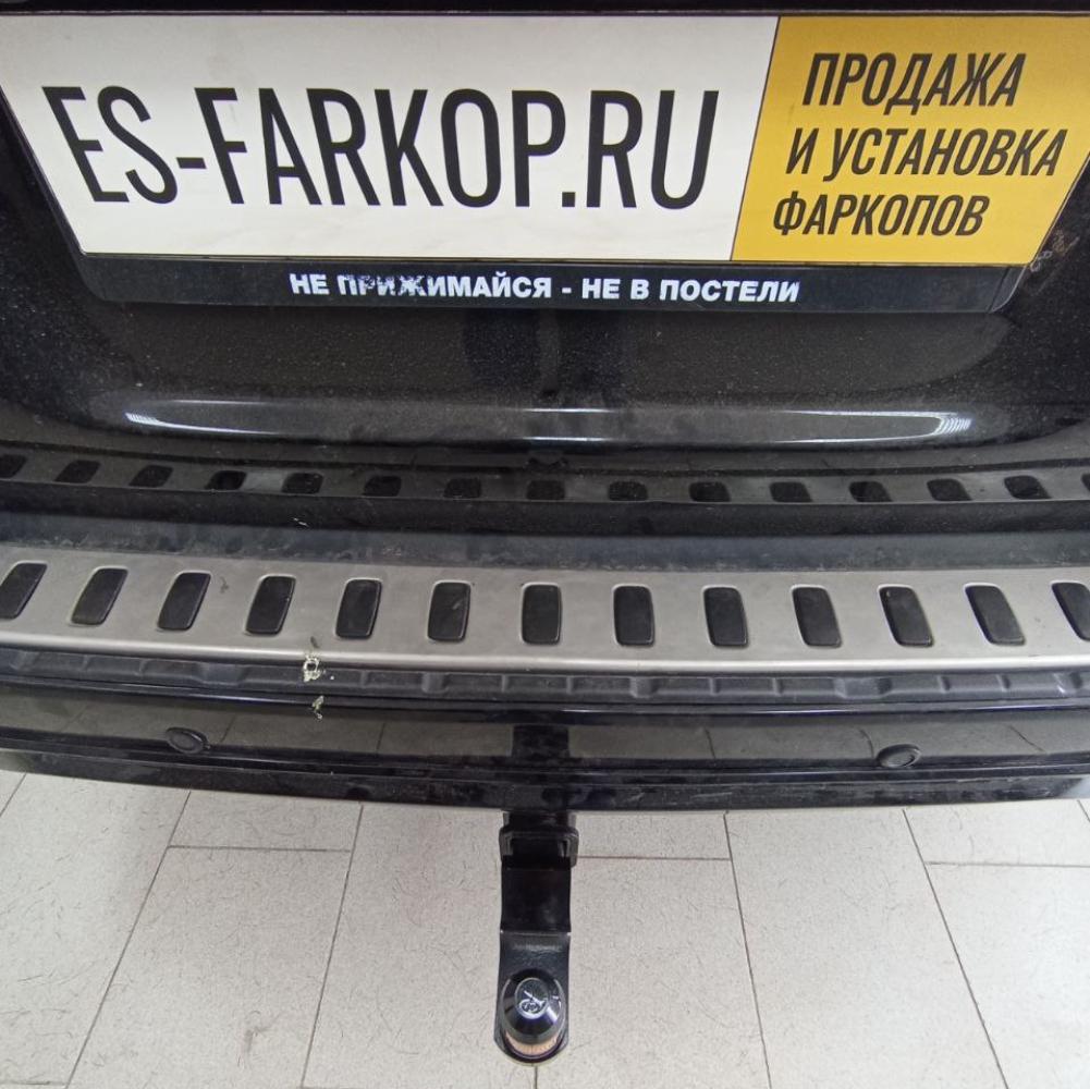 Фаркоп Toyota Land Cruiser 200 (SUV) 2007-2021 Sheriff 3888.32