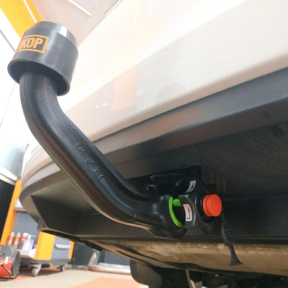 Фаркоп Skoda Octavia A7 (LB) 2013-2019 Westfalia 317132600001