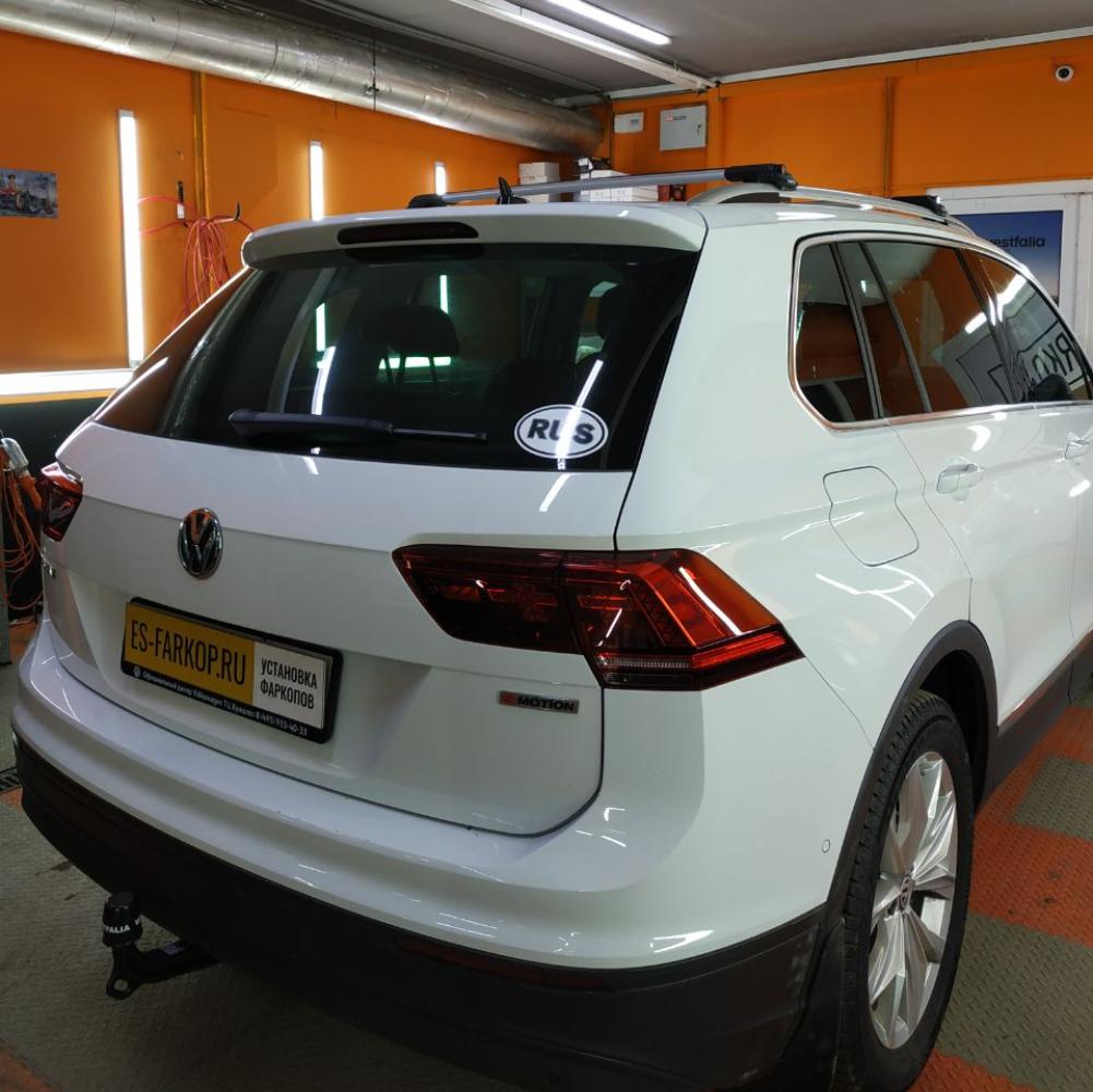 Фаркоп Volkswagen Tiguan AD1 (SUV) 2017->>> Westfalia 321907600001