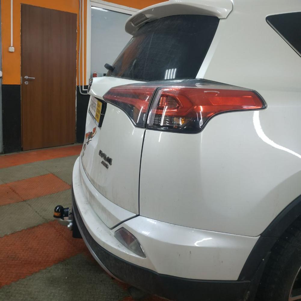 Фаркоп Toyota RAV4 XA40 (SUV) 2013-2018 Leader Plus T116-F