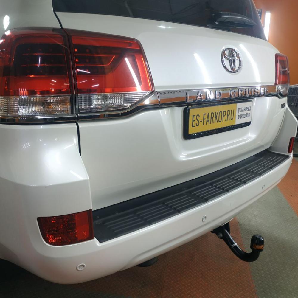 Фаркоп Toyota Land Cruiser 200 Executive (SUV) 2016-2021 Brink 424500