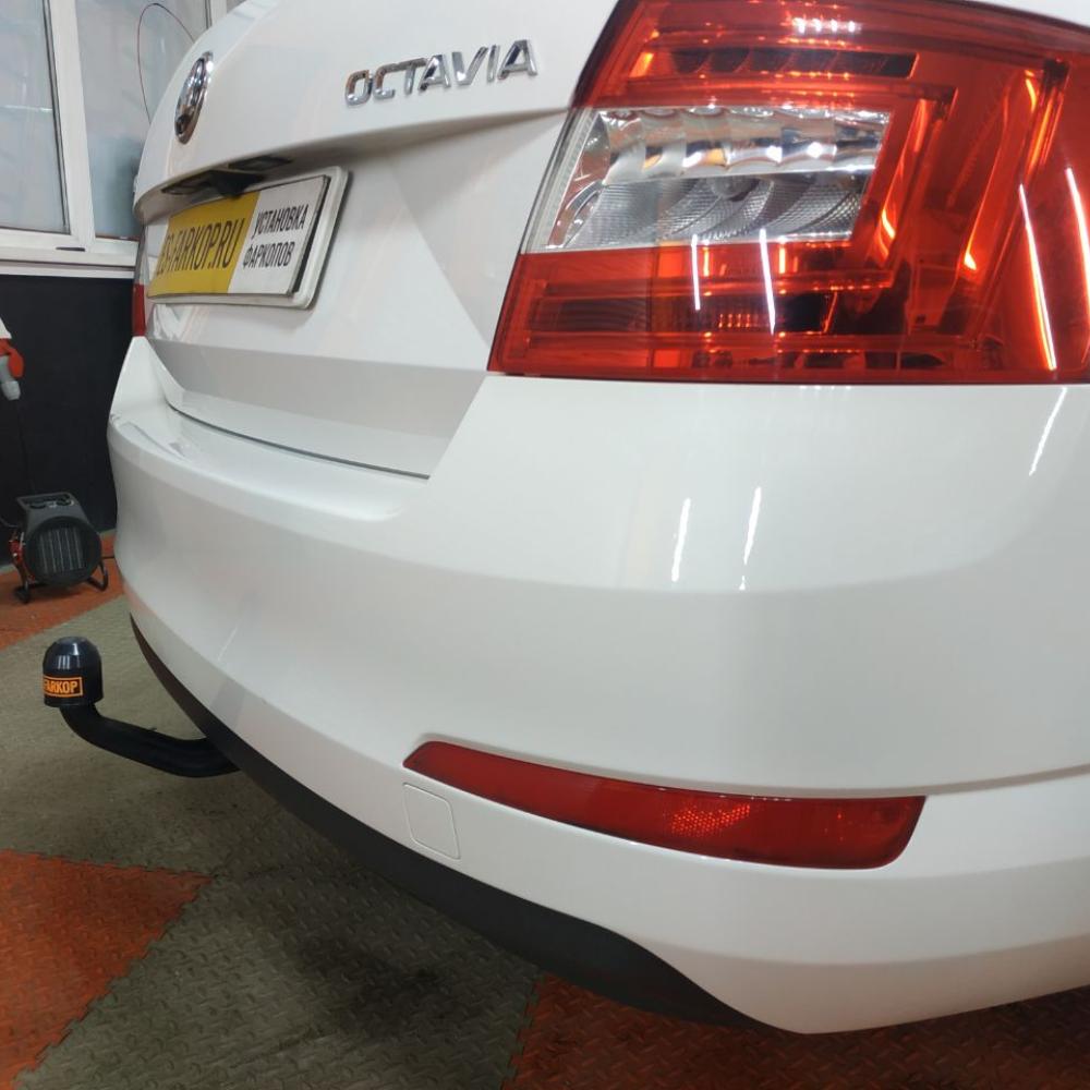 Фаркоп Skoda Octavia A7 (LB) 2013-2019 Westfalia 317132600001