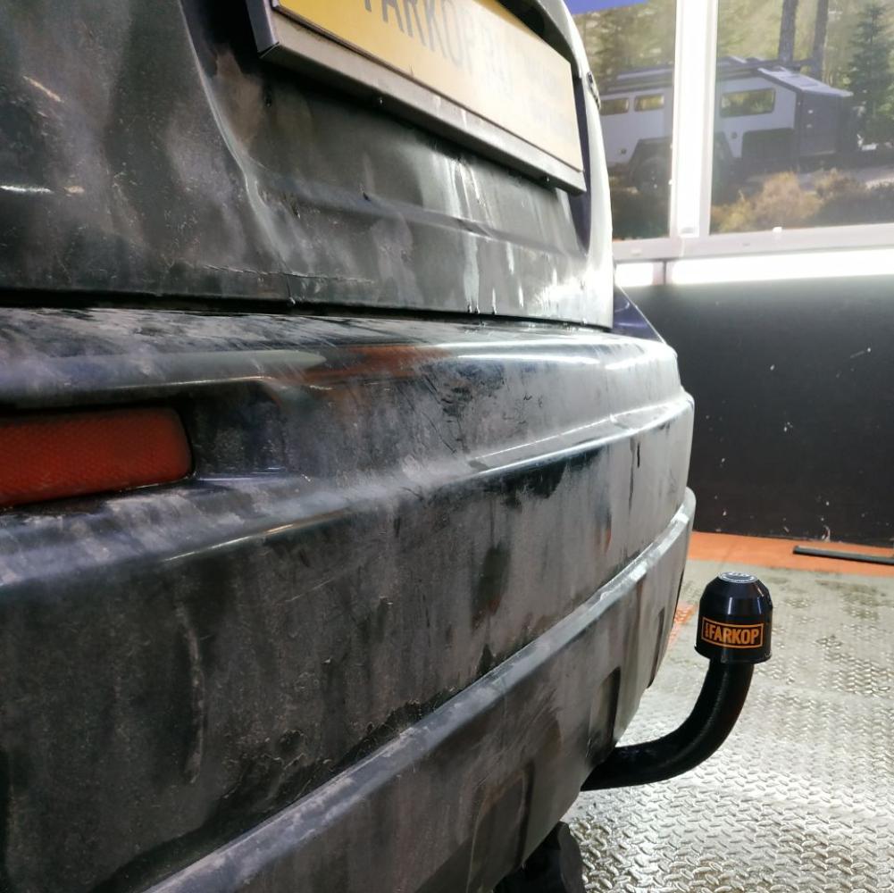 Фаркоп Suzuki SX4 YA/YB/GYA/GYB (HB) 2007-2016 Leader Plus S404-A