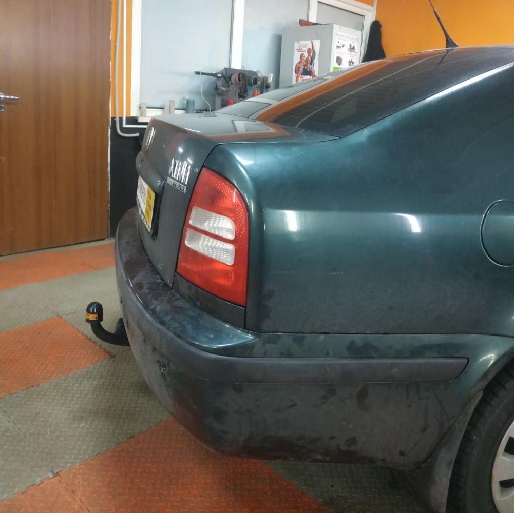 Фаркоп Skoda Octavia A4 (LB/SW) 2001-2010 Bosal (Oris) 1909-A