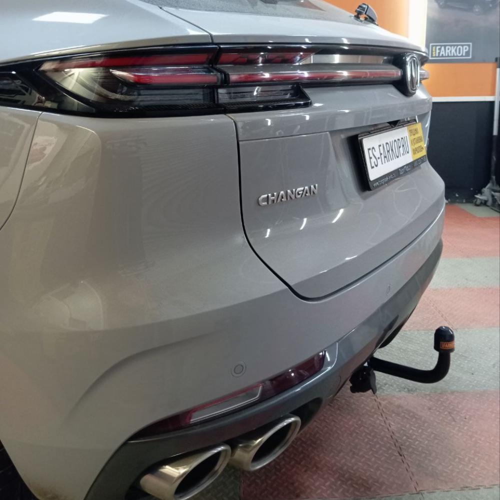 Фаркоп Changan Uni-K SUV 2022->>> Berg F.6113.001