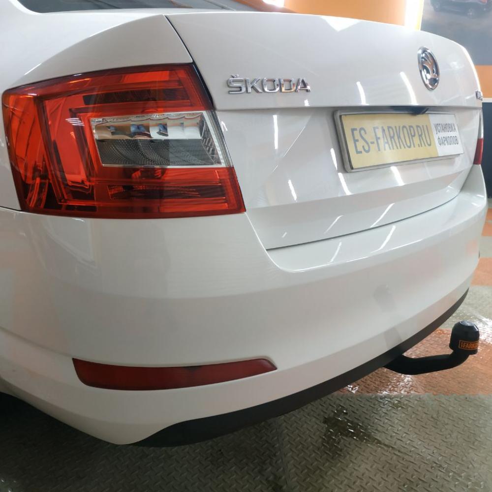 Фаркоп Skoda Octavia A7 (LB) 2013-2019 Westfalia 317132600001
