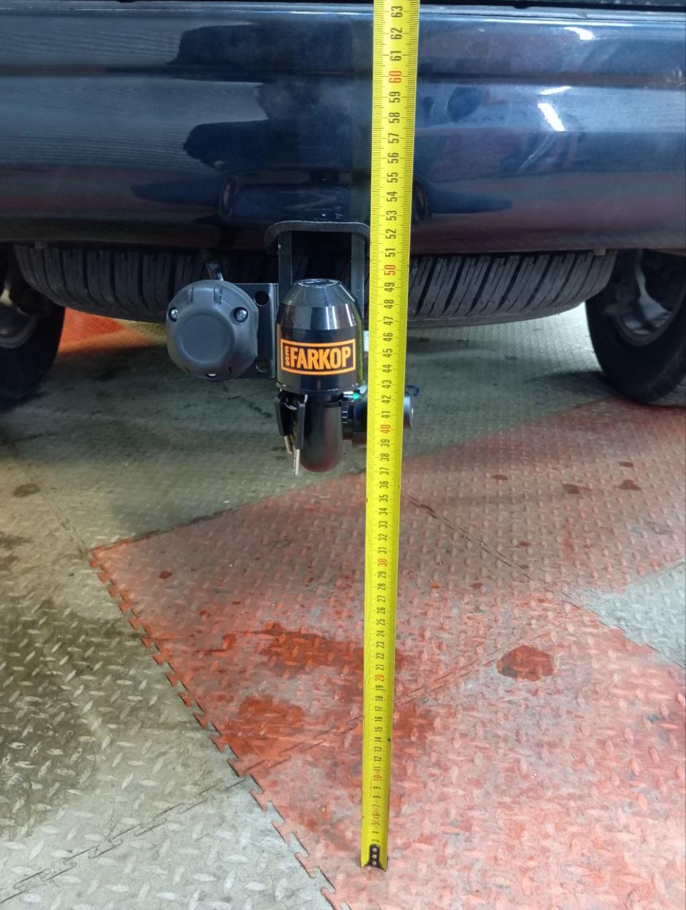 Фаркоп Toyota Land Cruiser Prado 150 (SUV) 2009->>> Brink 526100