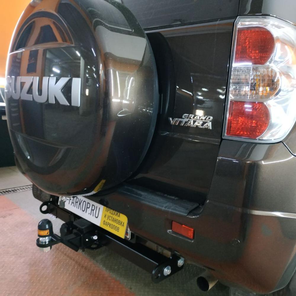 Фаркоп Suzuki Grand Vitara 3D JT (SUV) 2005-2016 Bizon FA 0852-E