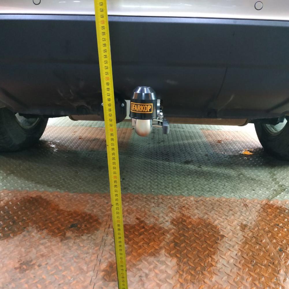 Фаркоп Volvo XC60 DZ (SUV) 2013-2017 Galia V070C