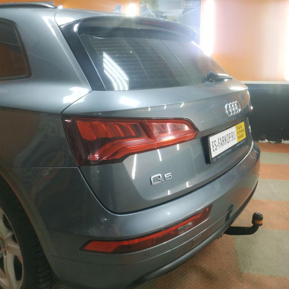 Фаркоп Audi Q5 FY (SUV) 2016->>> Westfalia 305580600001