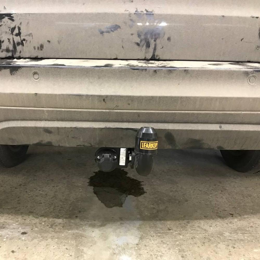 Фаркоп BMW X5 F15 (SUV) 2013-2018 Steinhof B-060