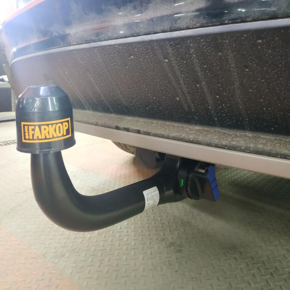 Фаркоп BMW X5 E70 (SUV) 2010-2013 Steinhof B-061