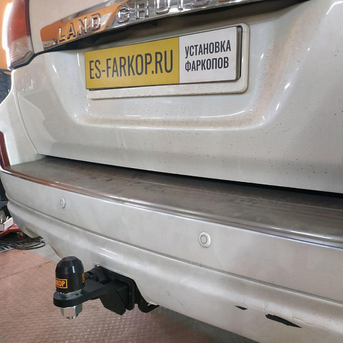 Фаркоп Toyota Land Cruiser 200 (SUV) 2007-2021 PT GROUP 09031501