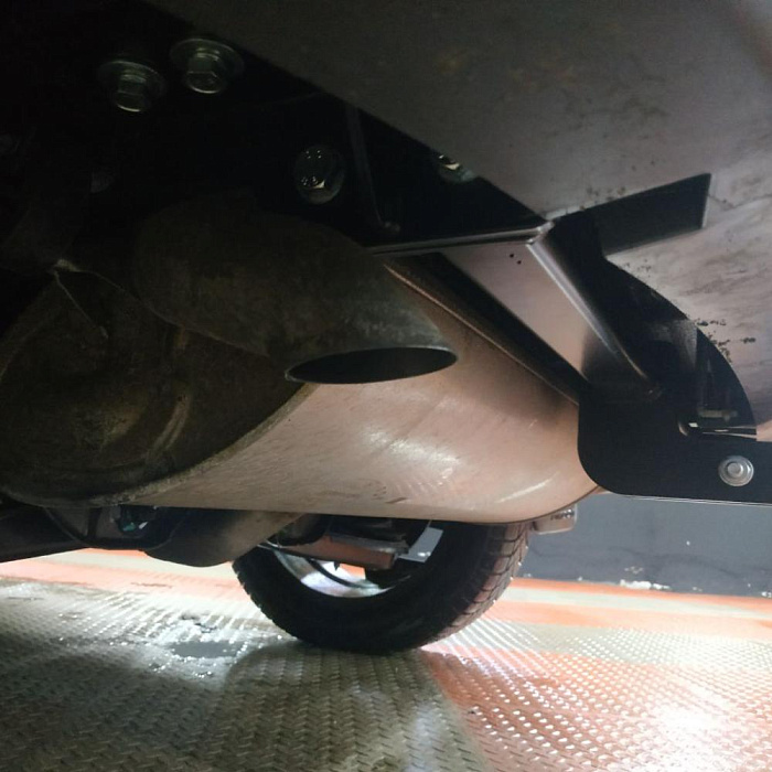 Фаркоп Omoda C5 SUV 2022->>> Berg F.4511.001 Фаркоп Omoda C5 SUV 2022->>> Berg F.4511.001