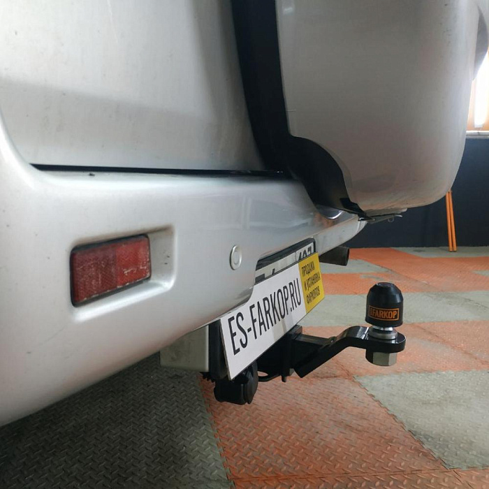 Фаркоп Suzuki Grand Vitara 5D JT (SUV) 2005-2016 Bizon FA 0375-E